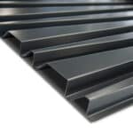 IMG 0718 lowres 1 LAMIERE GRECATE PER INTERNI DI DESIGN Le lamiere grecate trovano posto anche nell’interior design, come finiture alternative e rivestimenti tridimensionali LAMIERE GRECATE PER INTERNI DI DESIGN Le lamiere grecate trovano posto anche nell’interior design, come finiture alternative e rivestimenti tridimensionali.