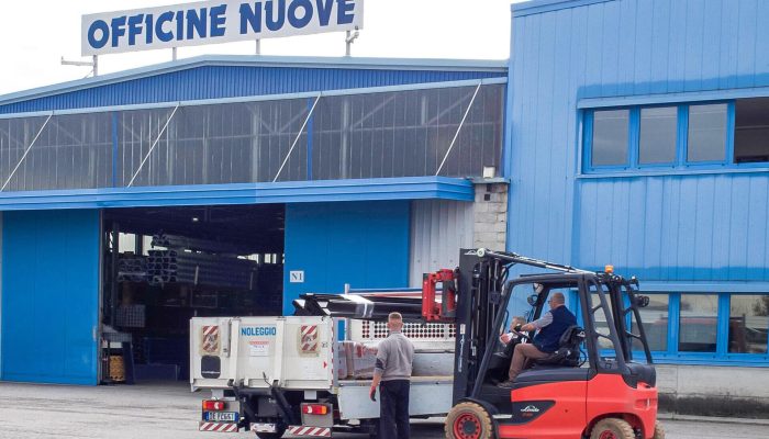 Capannone produzione e uffici, parcheggio, magazzino, deposito produzione